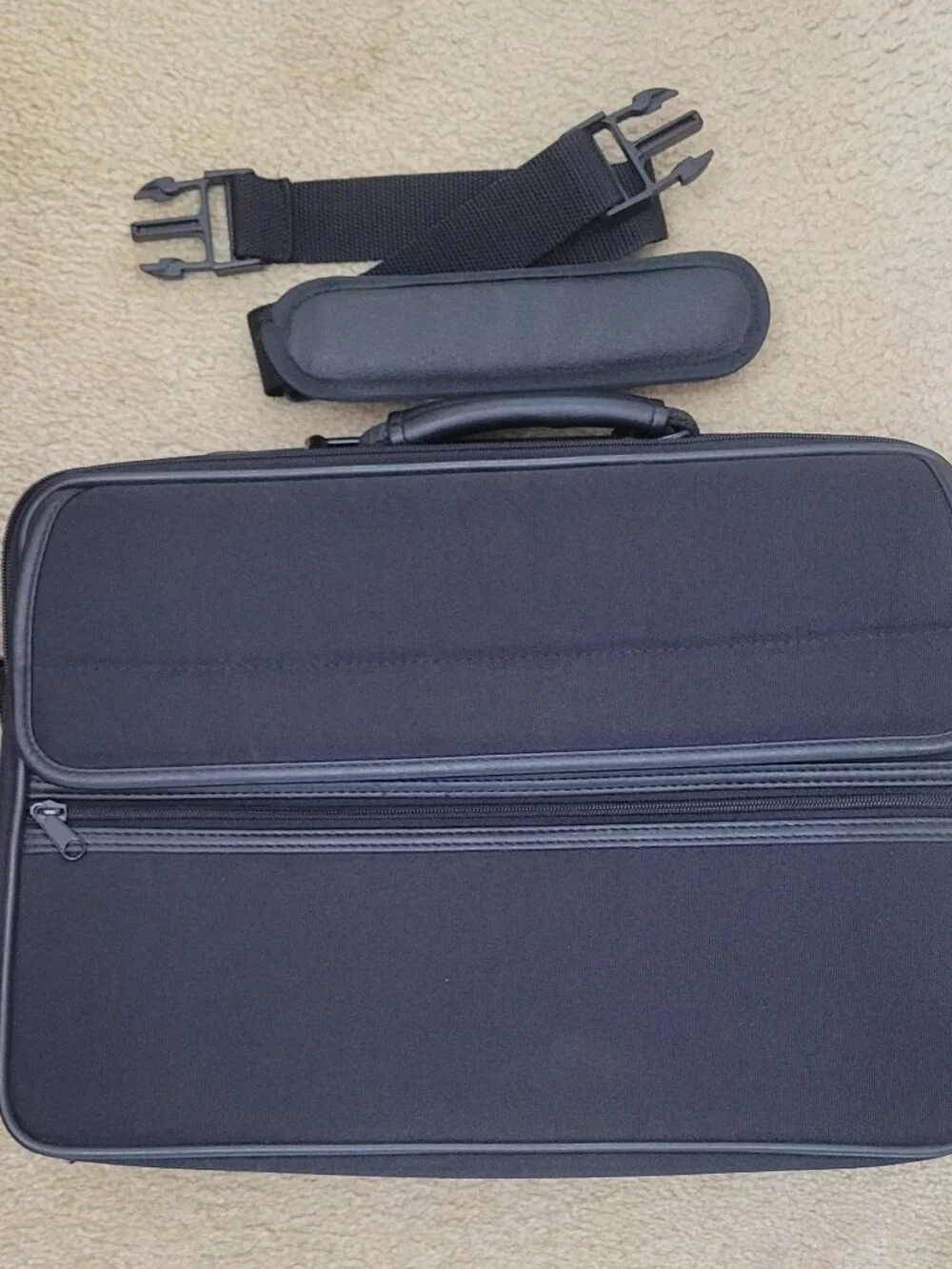 Share Case Tek Computer Bag 16”x12”x4”